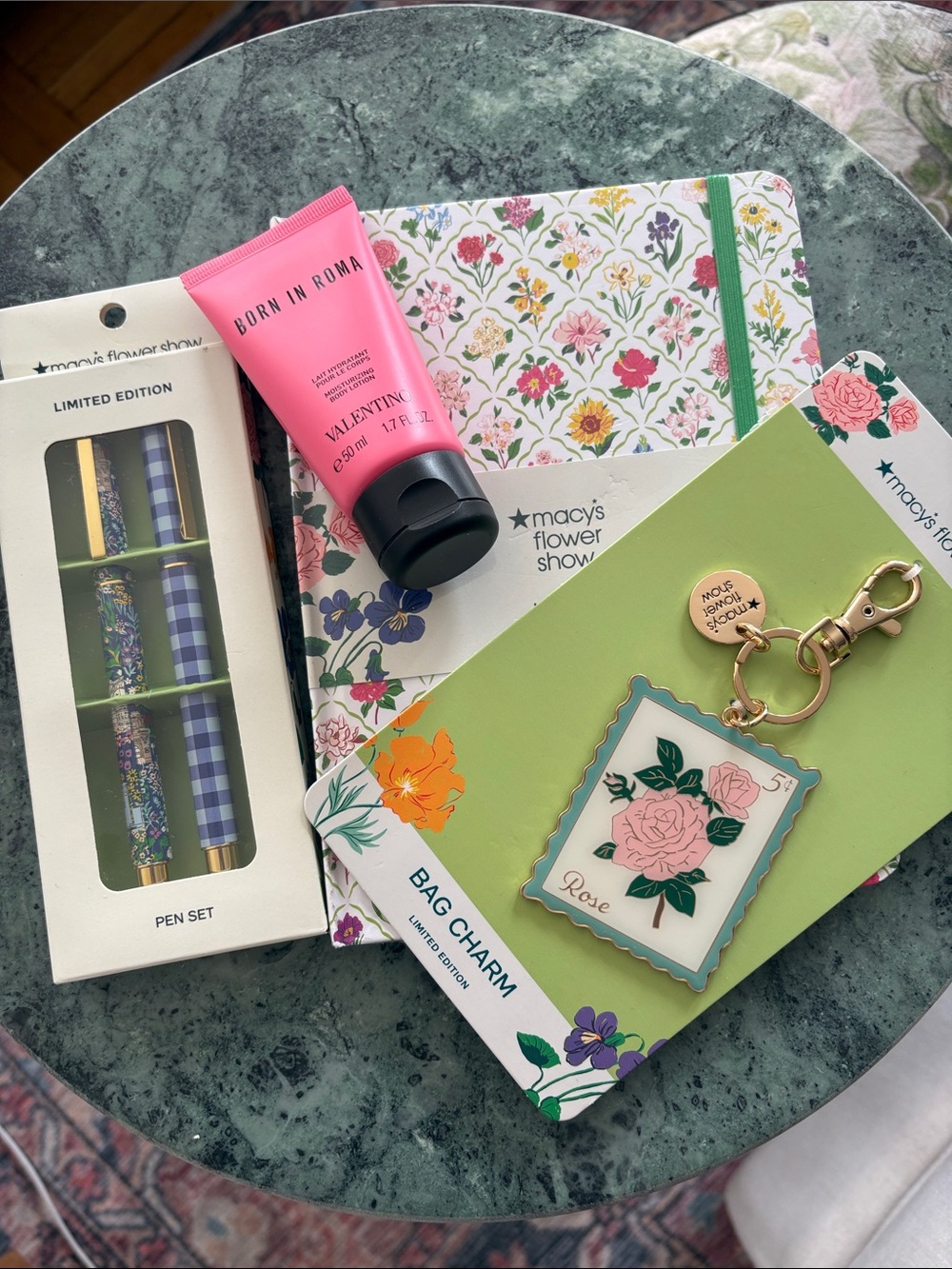 Valentino Bright Pink Born in Roma Hand Cream with Black Cap